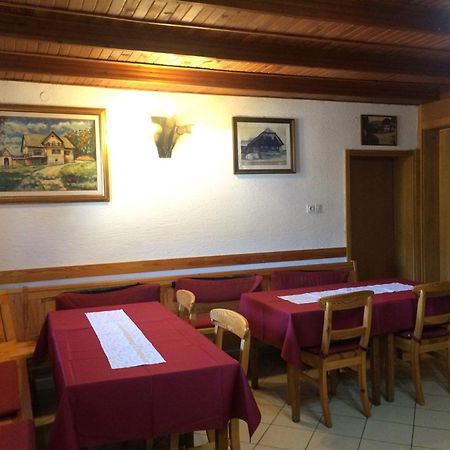 Tourist Farm Pacnik Hotel Resnik Kültér fotó